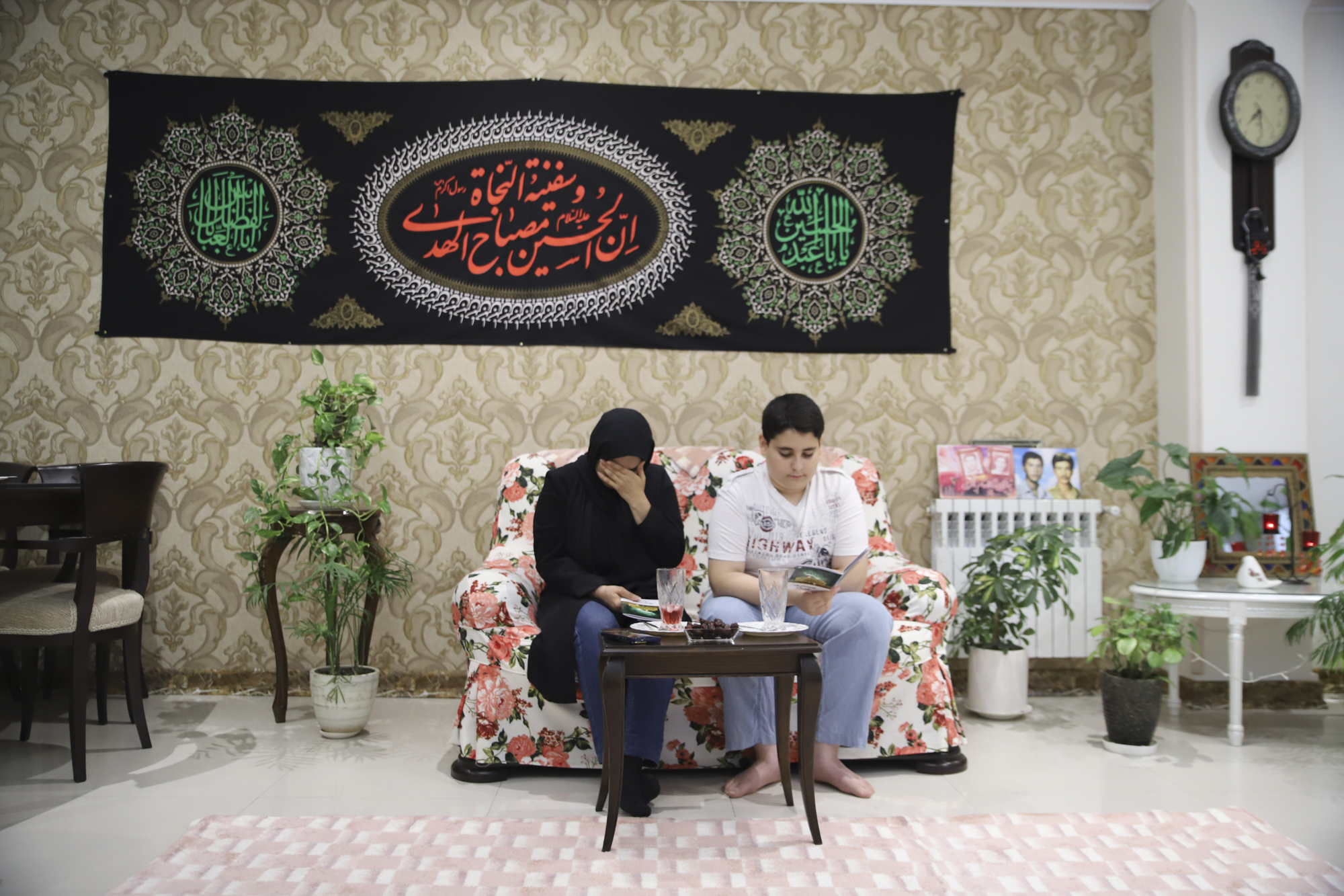 برگزاری روضه در خانه